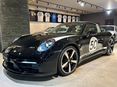 2020 Porsche 911 — миниатюра 13