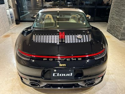 2020 Porsche 911 — миниатюра 33