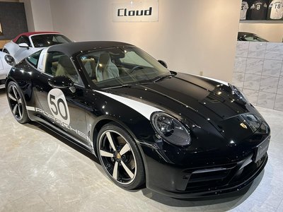 2020 Porsche 911 — миниатюра 17