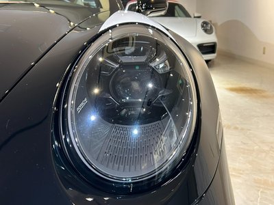 2020 Porsche 911 — миниатюра 36