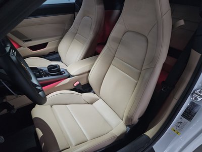 2022 Porsche 911 photo 10