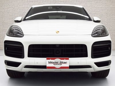صورة 7 لـ 2022 Porsche CAYENNE