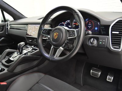 2022 Porsche CAYENNE — миниатюра 22
