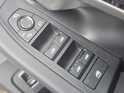 2025 BMW 5 SERIES TOURING — миниатюра 34