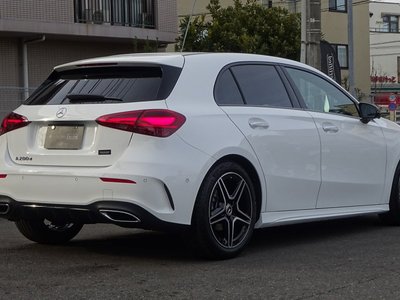 MERCEDES-BENZ A-CLASS - 4