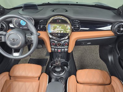 MINI CONVERTIBLE - 4