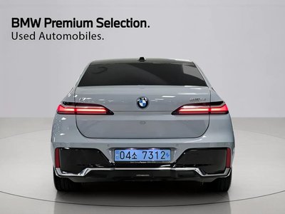 BMW I7 - 3