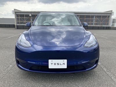 TESLA MODEL Y - 2