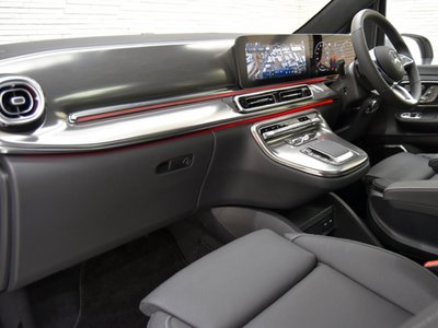 MERCEDES-BENZ V-CLASS - 8
