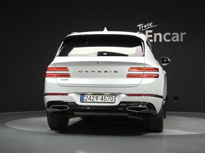 GENESIS GV80 - 3