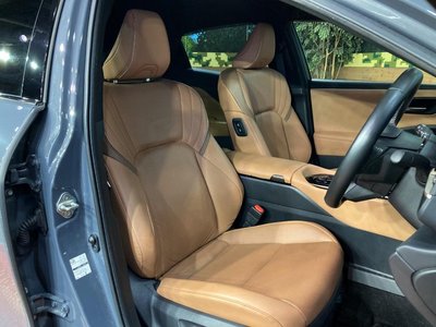 2025 Toyota CROWN SPORT photo 9