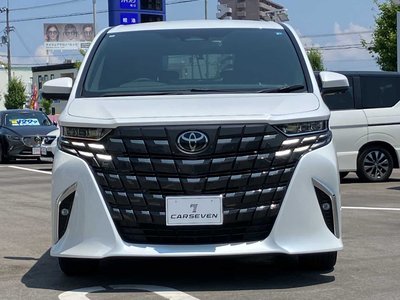 2024 Toyota ALPHARD — фото 4