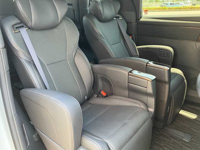 2024 Toyota ALPHARD — фото 9