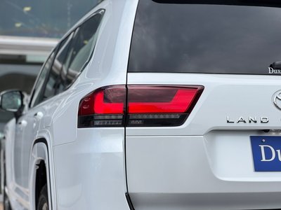 2023 Toyota LAND CRUISER 300 — миниатюра 43