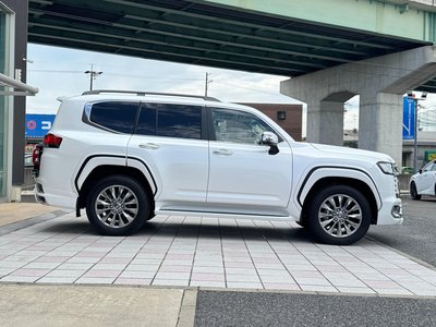 2023 Toyota LAND CRUISER 300 — фото 7