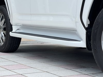 2023 Toyota LAND CRUISER 300 — миниатюра 35