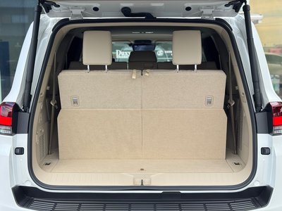 2023 Toyota LAND CRUISER 300 — миниатюра 51