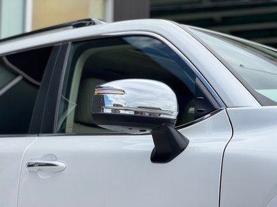 2023 Toyota LAND CRUISER 300 — миниатюра 30