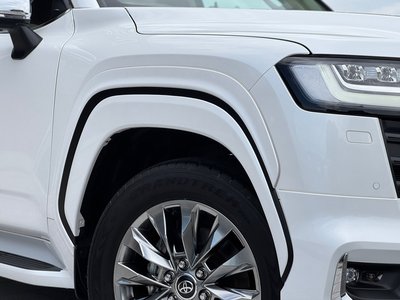 2023 Toyota LAND CRUISER 300 — миниатюра 33