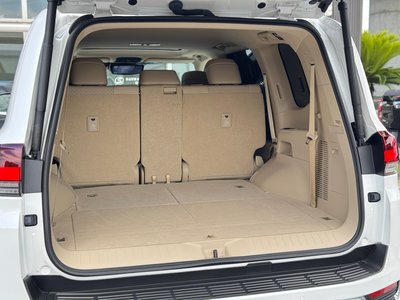 2023 Toyota LAND CRUISER 300 — миниатюра 42