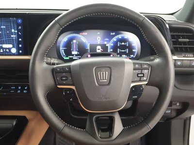 TOYOTA CROWN SPORT - 6