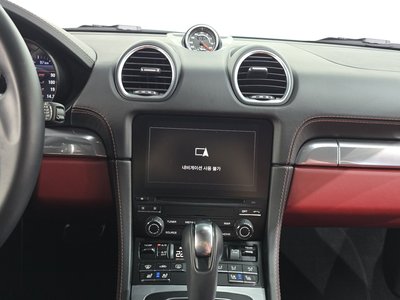صورة مصغرة 24 لـ 2021 Porsche 718
