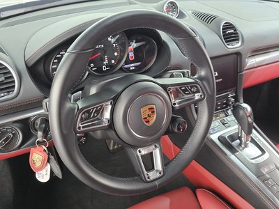 صورة مصغرة 18 لـ 2021 Porsche 718