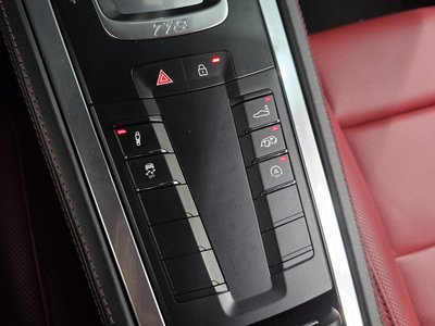 صورة مصغرة 23 لـ 2021 Porsche 718