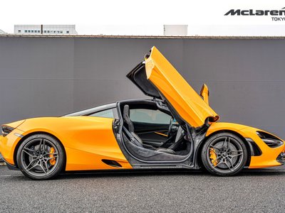 MCLAREN 720S - 10