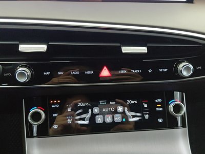 2024 Genesis GV70 thumbnail 20