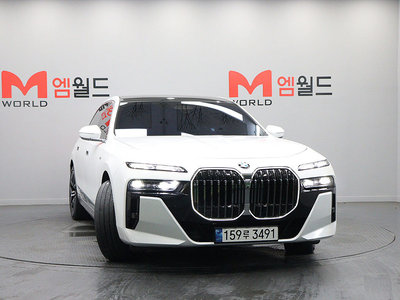 BMW 7 SERIES - 2