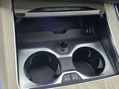 2025 BMW X7 — миниатюра 13