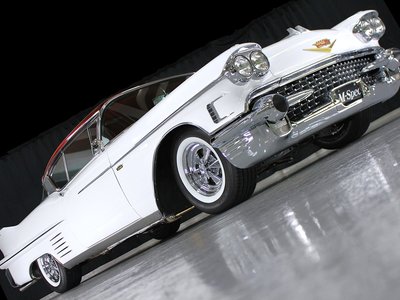 CADILLAC DE VILLE COUPE - 10