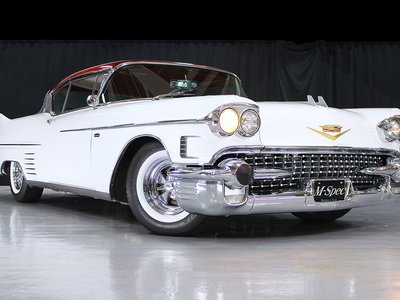 CADILLAC DE VILLE COUPE - 9