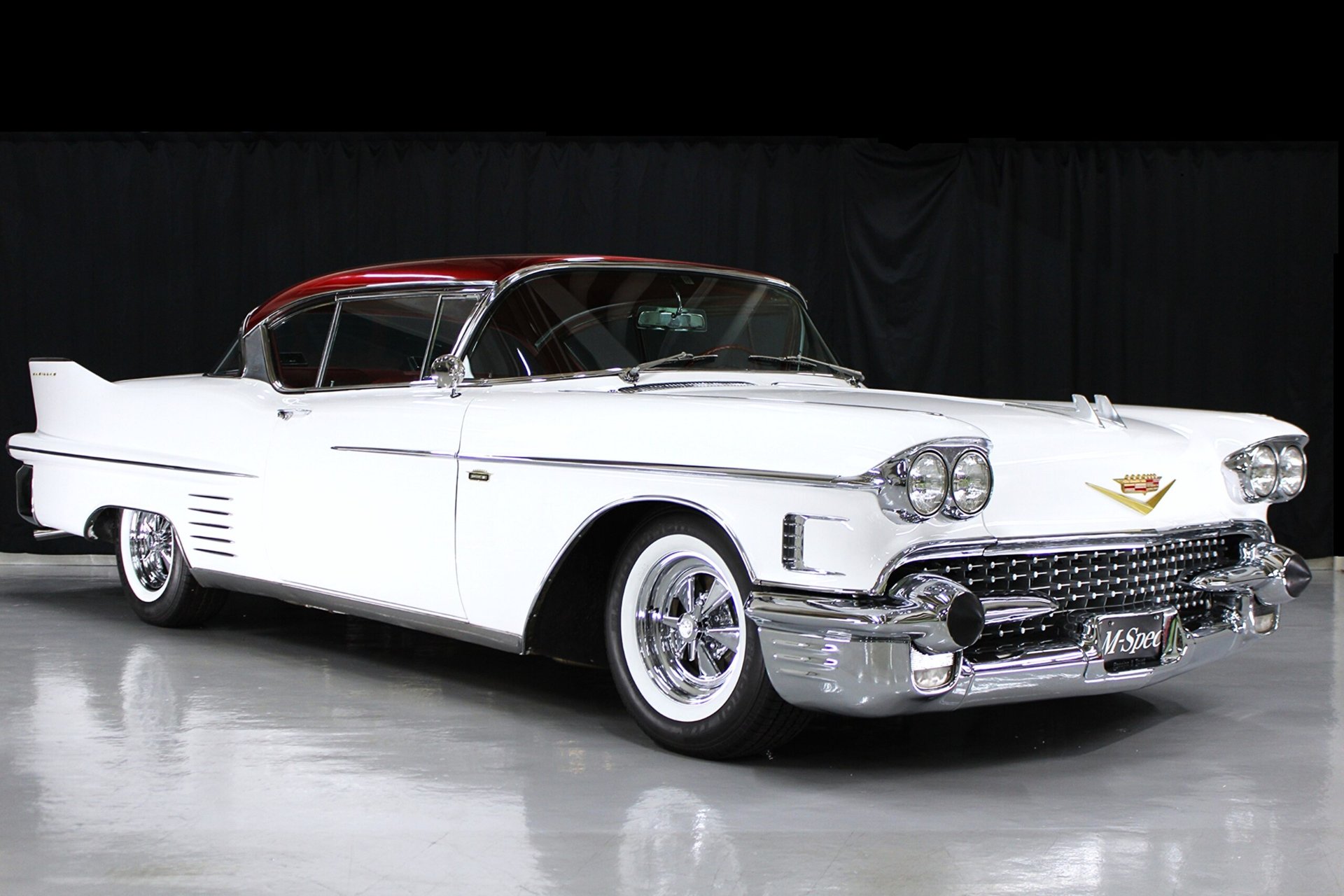 CADILLAC DE VILLE COUPE - View 1