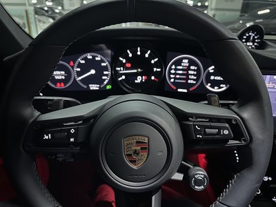 PORSCHE 911 - 8