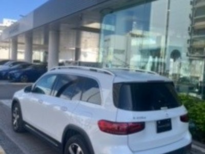 MERCEDES-BENZ GLB - 3