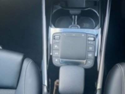 MERCEDES-BENZ GLB - 9