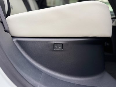 صورة مصغرة 74 لـ 2025 Lexus RX