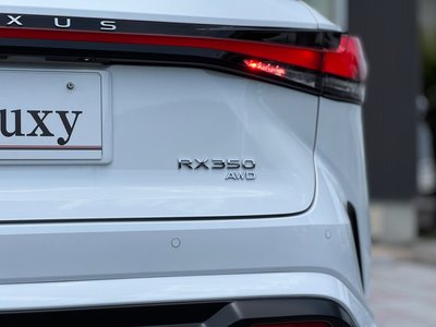 صورة مصغرة 44 لـ 2025 Lexus RX
