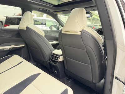 صورة مصغرة 48 لـ 2025 Lexus RX