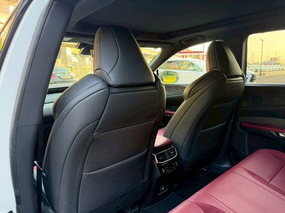 صورة مصغرة 76 لـ 2023 Lexus RX