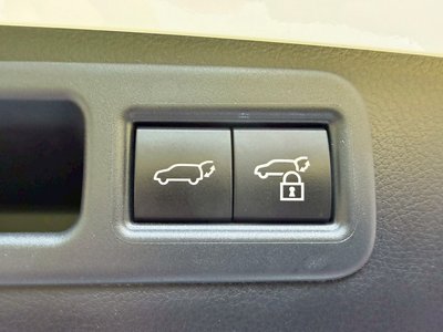 صورة مصغرة 70 لـ 2023 Lexus RX