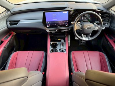 صورة مصغرة 68 لـ 2023 Lexus RX