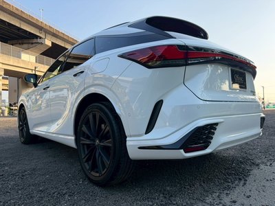صورة مصغرة 29 لـ 2023 Lexus RX