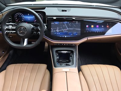 MERCEDES-BENZ E-CLASS - 5