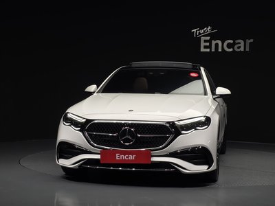 MERCEDES-BENZ E-CLASS - 2