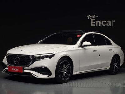 MERCEDES-BENZ E-CLASS - 1