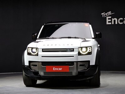 LAND ROVER DEFENDER - 2