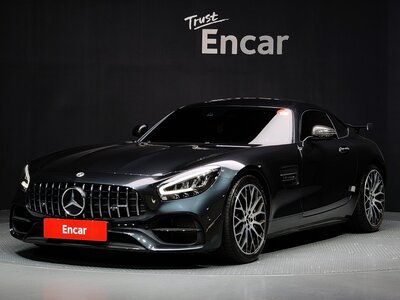 MERCEDES-BENZ GT AMG